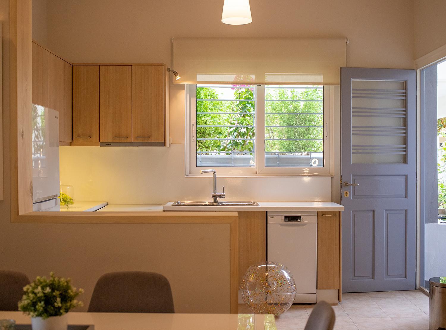 A Homes Greece - Urban Garden Retreat 卡拉马塔 外观 照片